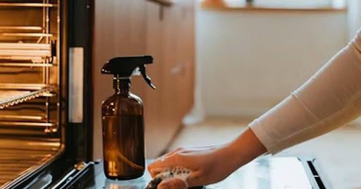 Como Limpar Forno com Gordura Queimada (Guia Passo a Passo)
